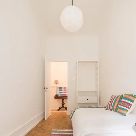 Guestready - Bright And Cosy Single In Central Apartment Lisbon